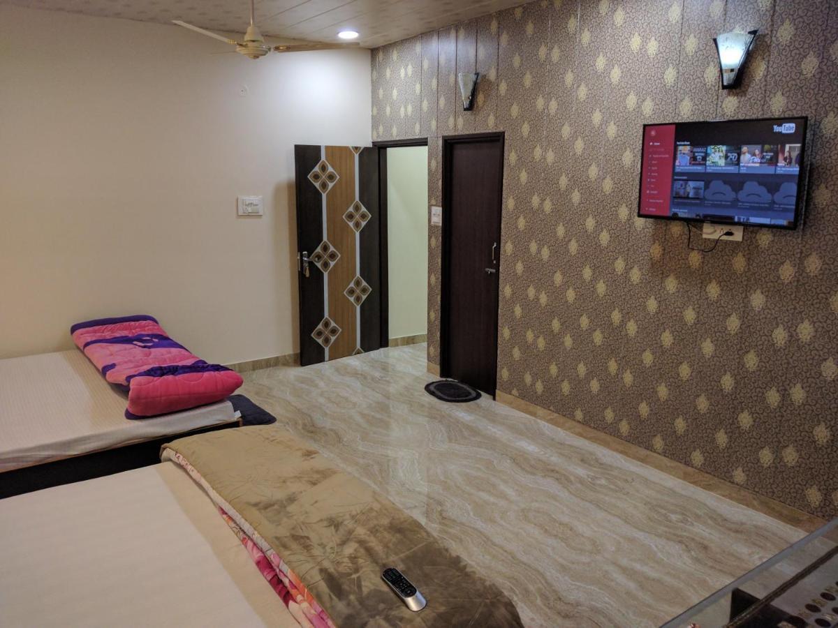 Mye Homestay 1 Near Golden Temple Амрітсар Екстер'єр фото